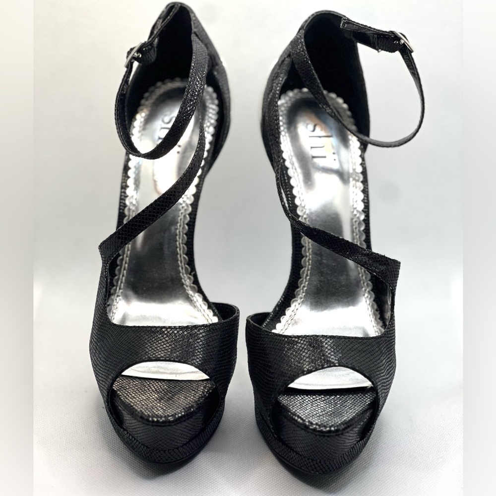 Peep toe ankle strap heels